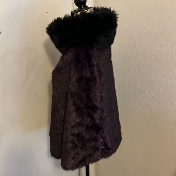 Terry Lewis Faux Fur Purple Black Collar Area Pullover Poncho Event - Picture 2 of 13